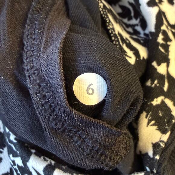 Lululemon Cozy Cuddle Up Jacket Scuba Sweatshirt Floral Cotton Fleur Sombre Sz 6 - Picture 5 of 11